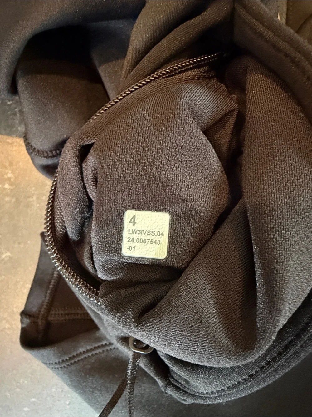Lululemon Black Cold Weather Running Half Zip size 4